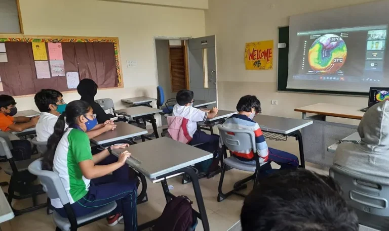 How to Choose Between CBSE, IB, ICSE, and Cambridge Curriculum for your child?