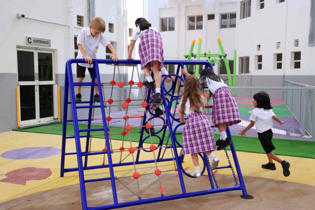 FS courtyard 2